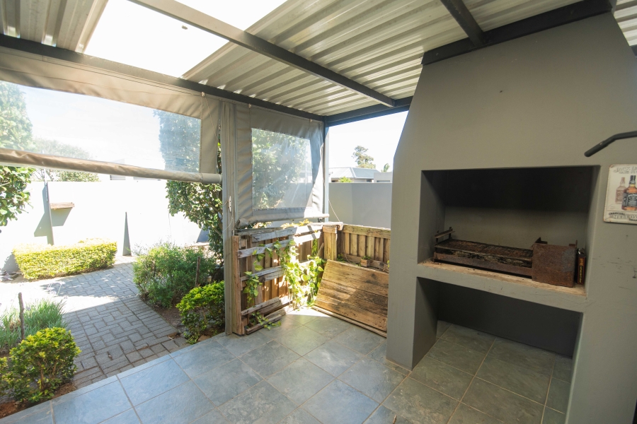 3 Bedroom Property for Sale in Pinelands Eastern Cape